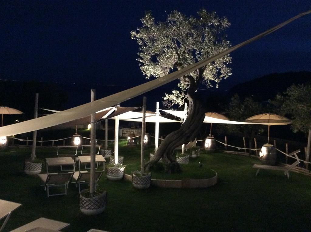 Holiday Lodge Al Porto Mattinata Exterior photo