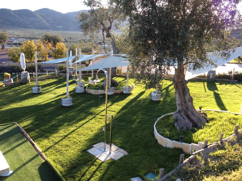 Holiday Lodge Al Porto Mattinata Exterior photo