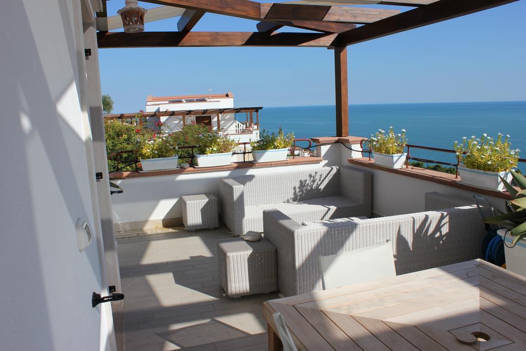 Holiday Lodge Al Porto Mattinata Exterior photo